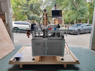 2025.11.4加拿大實時打印貼標機1臺